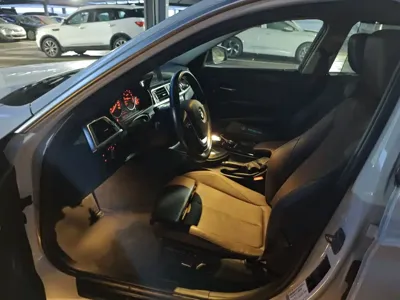 BMW 3 Series 2018, 110500 км, за 71400 CNY - фото 15