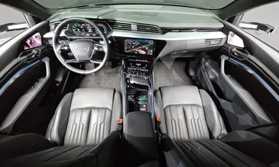 Audi e-tron 2022, 58935 км, за 53500000 KRW - фото 7