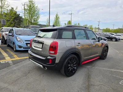 MINI Countryman 2020, 90140 км, за 21200000 KRW