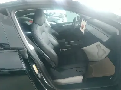 Tesla Model Y 2024, 59600 км, за 191400 CNY - фото 25