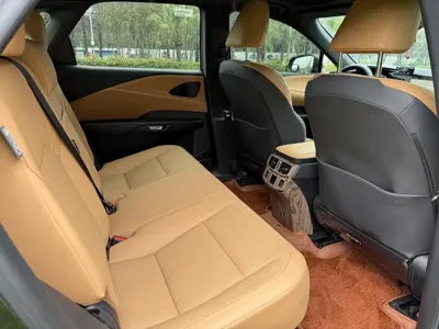 Lexus RX 2025, 13000 км, за 313300 CNY - фото 13