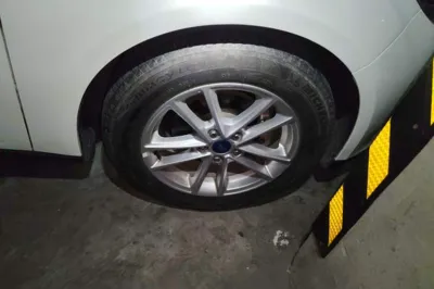 Ford Focus 2015, 42300 км, за 27735.71 CNY - фото 8