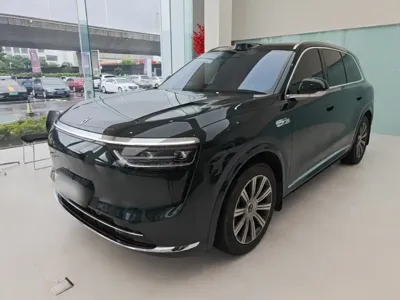 AITO 问界 AITO M8 2025, 34000 км, за 343400 CNY