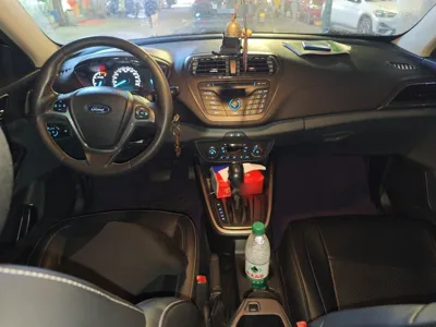 Ford Escort 2015, 88200 км, за 25627.64 CNY - фото 10