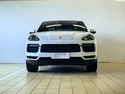 Porsche Cayenne 2020, 73000 км, за 419000 CNY