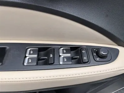Geely Emgrand 2019, 58500 км, за 18900 CNY - фото 9