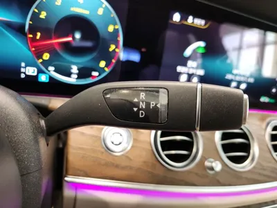 Mercedes-Benz E-Class 2021, 51125 км, за 32500000 KRW - фото 9