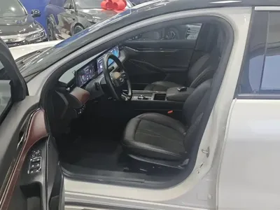 Ford Mondeo 2024, 40900 км, за 118900 CNY - фото 9