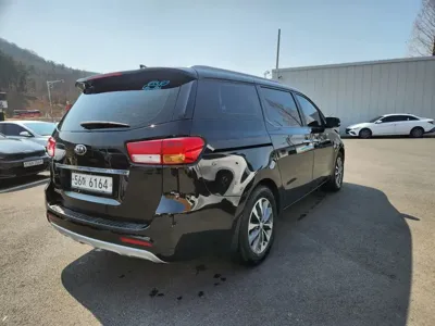 Kia Canival 2018, 92025 км, за 7700000 KRW - фото 6