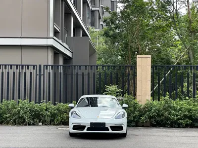 Porsche 718 2021, 56000 км, за 288000 CNY