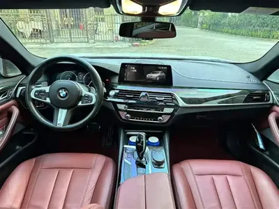 BMW 5 Series 2019, 143000 км, за 149800 CNY - фото 9
