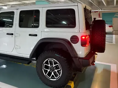 Jeep Wrangler 2024, 19000 км, за 69000000 KRW - фото 8