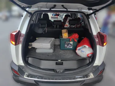 Toyota RAV4 2015, 91800 км, за 74902.16 CNY - фото 16