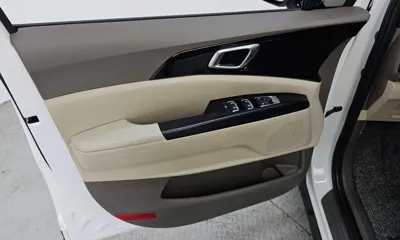 Kia Canival 2023, 105006 км, за 22000000 KRW - фото 24
