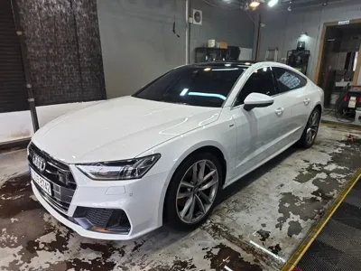 Audi A7 2020, 37000 км, за 49900000 KRW