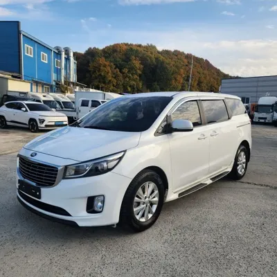 Kia Canival · 2017 год