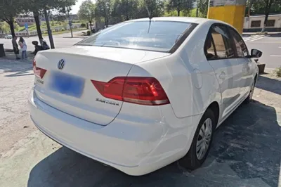 Volkswagen Santana 2016, 82000 км, за 38354.14 CNY - фото 6