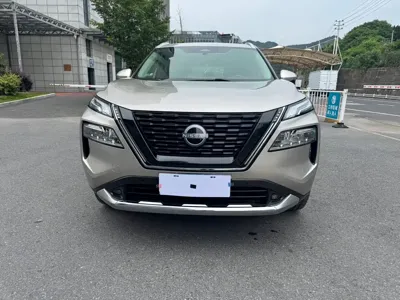 Nissan X-Trail 2023, 55000 км, за 118800 CNY - фото 2