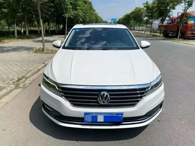 Volkswagen Lavida 2020, 80000 км, за 53600 CNY