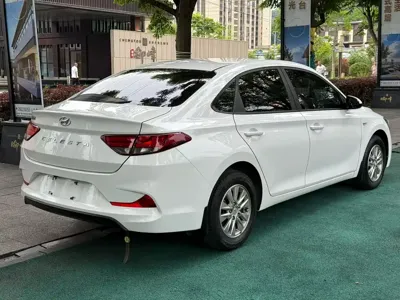 Hyundai Elantra 2020, 60000 км, за 32800 CNY - фото 9