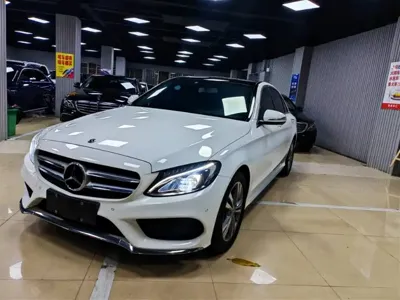 Mercedes-Benz C-Class · 2018 год