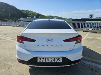 Hyundai Avante 2020, 13314 км, за 13600000 KRW