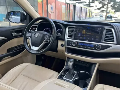 Toyota Highlander 2021, 70000 км, за 139800 CNY - фото 29
