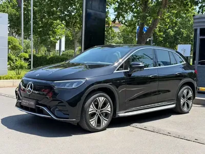 Mercedes-Benz EQE SUV · 2026 год