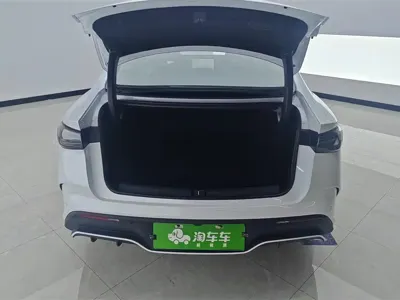 BYD 海豹06 2025, 32800 км, за 74900 CNY