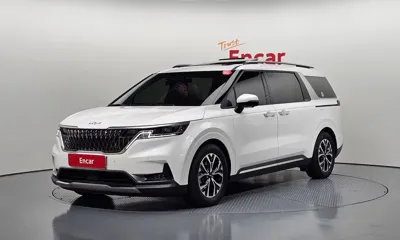Kia Canival · 2023 год