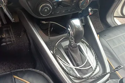 Ford Escort 2017, 68900 км, за 30253.91 CNY - фото 15