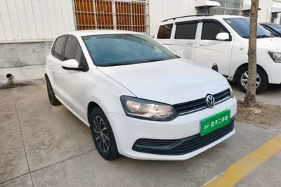 Volkswagen Polo 2016, 161100 км, за 28238.76 CNY