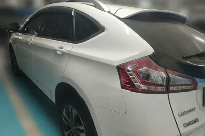 Luxgen U6 SUV 2014, 74900 км, за 21291.24 CNY