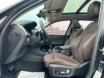 BMW X3 2021, 90000 км, за 159800 CNY