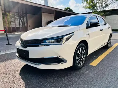 Toyota Corolla Hybrid · 2020 год