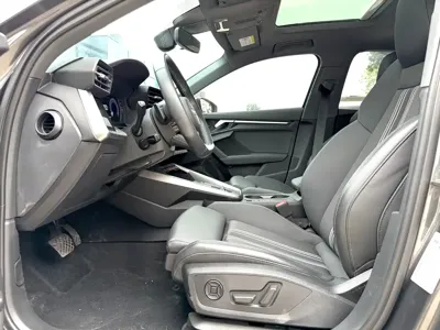 Audi A3 2023, 23000 км, за 154800 CNY