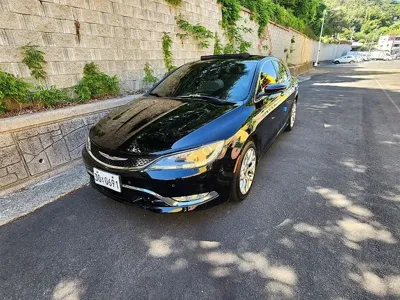 Chrysler 200 · 2015 год