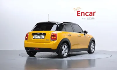 MINI Cooper 2018, 35848 км, за 13900000 KRW