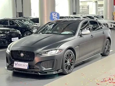 Jaguar XEL 2024, 46000 км, за 139800 CNY - фото 1