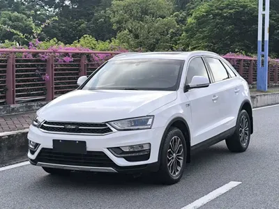 Zotye Zotye SR7 2019, 69000 км, за 16800 CNY - фото 1