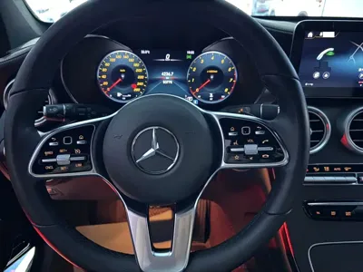 Mercedes-Benz GLC 2019, 83000 км, за 178000 CNY