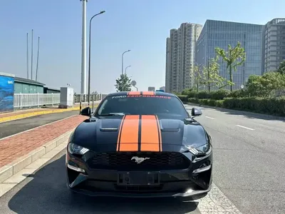 Ford Mustang 2018, 59000 км, за 103100 CNY - фото 2
