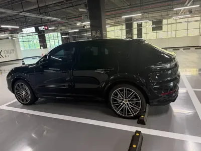 Porsche Cayenne 2021, 85500 км, за 99000000 KRW