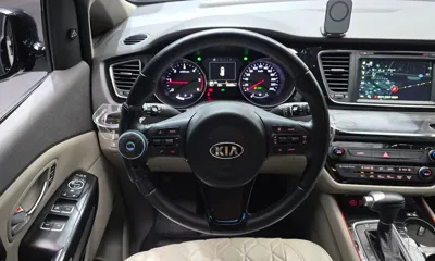 Kia Canival 2015, 131583 км, за 12500000 KRW - фото 12