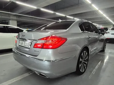 Hyundai Genesis 2013, 220065 км, за 4800000 KRW
