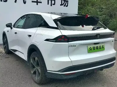 Deepal Deepal S07 2025, 5000 км, за 118800 CNY