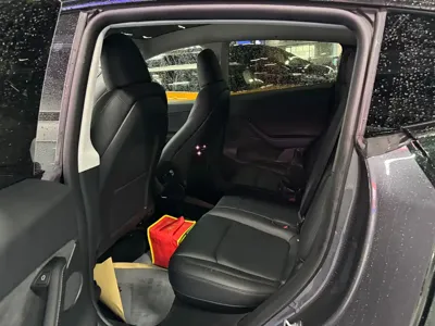 Tesla Model Y 2023, 20000 км, за 179800 CNY - фото 6