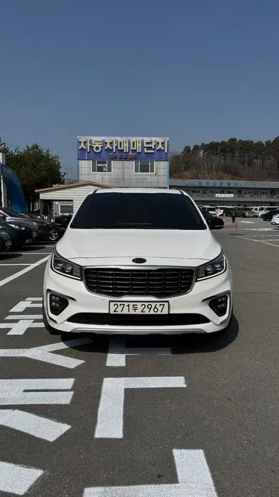 Kia Canival · 2020 год