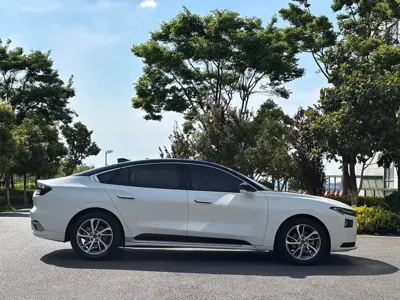 Ford Mondeo 2023, 51000 км, за 98000 CNY