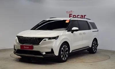 Kia Canival · 2023 год